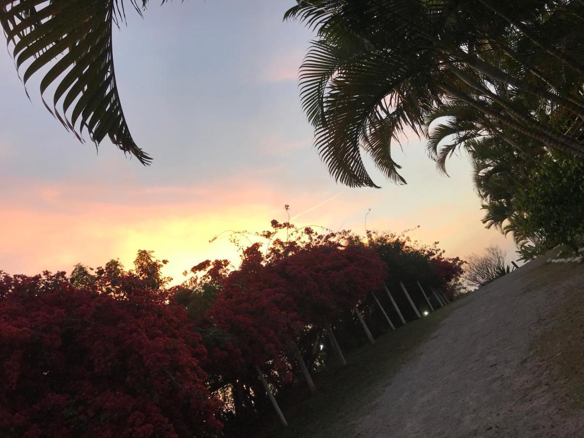 Pousada Halliny Do Rosa Praia do Rosa Eksteriør bilde